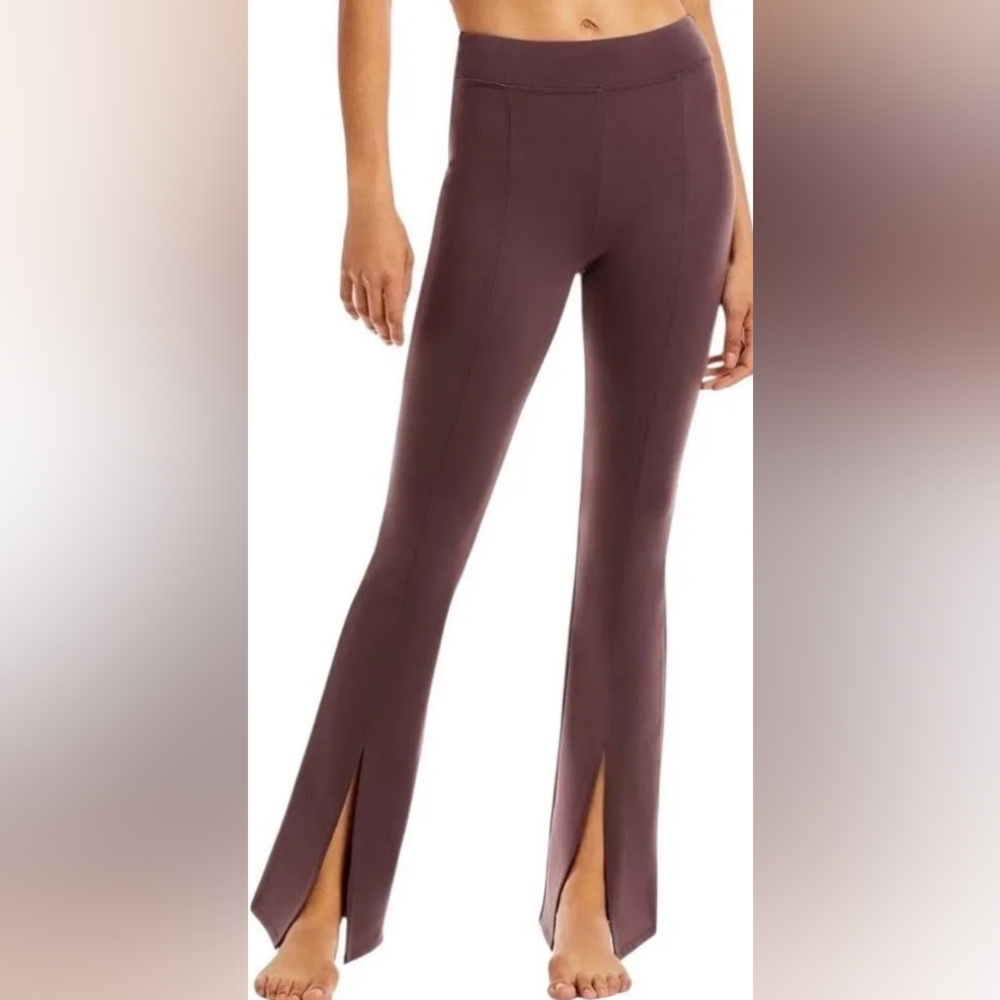 ALO Yoga Plum Flare Pants